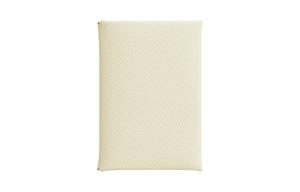 Кожаный мини-кардхолдер женский экрю HERMES