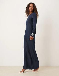 Платье-комбинация макси из матового атласа со швами ASOS DESIGN темно-синего цвета