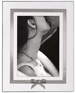 Рамка для картины "Нью-Йорк Грейс Авеню" размером 5 x 7 дюймов Kate Spade, silver