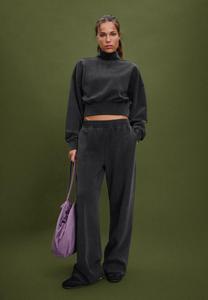 Толстовка Stradivarius INTERLOCK HIGH NECK, Dark Grey