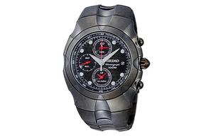 Хронограф Кварцевый механизм Нержавеющая сталь Ионное покрытие Ремешок Мужские часы Черный циферблат SEIKO