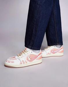 Кроссовки унисекс Nike Air Jordan 1 Method of Make Low розового цвета