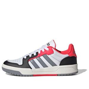 Кроссовки заманивают в ловушку Adidas, черный