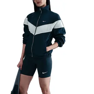 Nike Ветрозащитная женская куртка свободного кроя с защитой от ультрафиолета на молнии Windrunner, Dark Blue