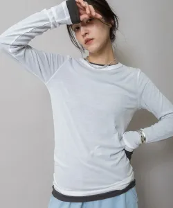 Эластичный ребристый пуловер с круглым вырезом