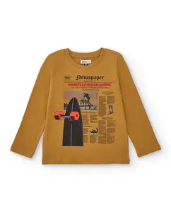 Детская длиннорукавная футболка горчичного цвета с принтом скейтборда и надписью Tuc tuc