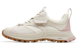 Кроссовки для активного отдыха женские с низким верхом белого цвета Clarks