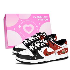 Nike Dunk Black White, Bear Gift Snow Fun Abrasion Resistant Low top Skateboard Shoes Women's Red