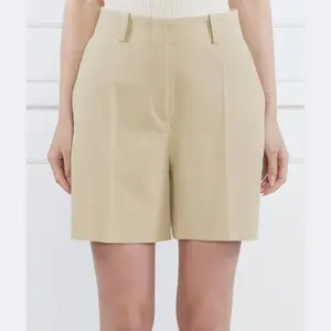 Классические шорты кроя Hugo, бежевый