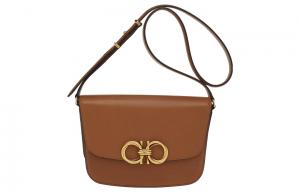 Кожаная седельная сумка FERRAGAMO, через плечо, кроссбоди женская коричневая