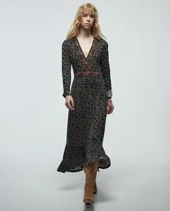 Платье из вискозы с V-образным вырезом Sfera, черный