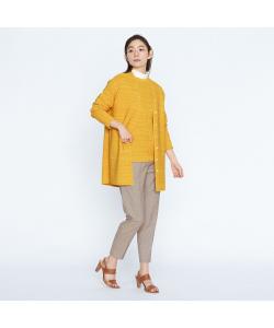 Вязаный кардиган с вырезом