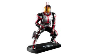 Фигурка Kamen Rider Faiz 555, Kamen Rider 555 Faiz Kuuya, поза приседания, масштаб 30см MegaHouse