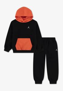 Толстовка Jordan SET UNISEX, Black/Hot Lava/Black