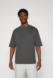 Футболка с принтом NBA CHICAGO BULLS WASHED BOX TEE - Club wear New Era, белый