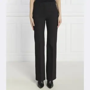 Брюки стандартного кроя Max&Co., черный