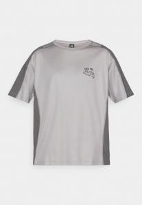 Футболка Karma8a CUTOUT TRAINING TEE, Grey