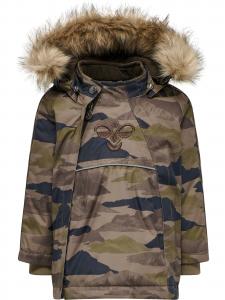 Hummel Куртка для межсезонья в зеленом цвете