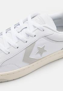Полукеды Pro Blaze Classic Unisex Converse, белый/окаменел/цапля