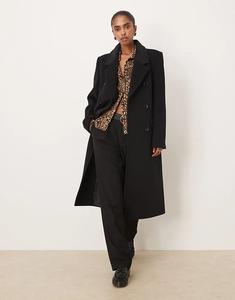 Двубортный пиджак из смеси шерсти Mango, черный цвет