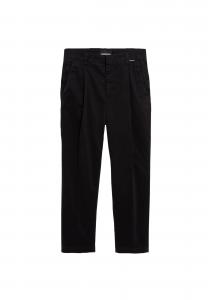 ARMEDANGELS Черные брюки с плиссировкой