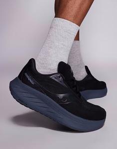 Кроссовки Ride 18 черного цвета с тенью Saucony