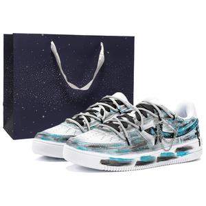 XTEP Кроссовки Air Force One с низким верхом для скейтборда, амортизирующие, износостойкие, противоскользящие, мужские, цвет черный сине-голубой