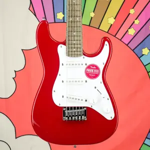 Squier Mini Stratocaster, гриф из лаурела, цвет Dakota Red