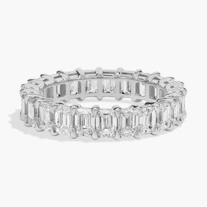 Кольцо Eternity с выращенным в лаборатории бриллиантом изумрудной огранки из белого золота 14 карат (3 карата Tw. - FG / VS2-SI1) Blue Nile