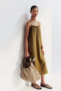 Хлопковое платье с воланами H&M, хаки