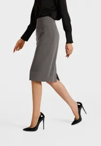 Декольте Queen Helena, Nero