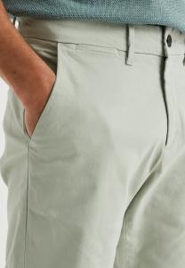 Шорты WE Fashion, зеленые