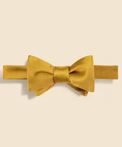 Однотонный шелковый галстук-бабочка из репса, изготовлен в США.