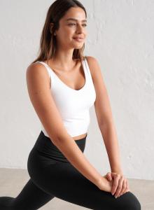 AIM'N Женский спортивный бюстгальтер для йоги с V-образным вырезом, белый