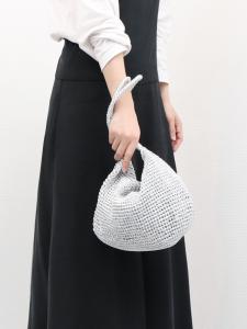 сумка-шоппер с металлическим шнуром и двухсторонней ручкой