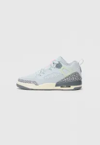 Кроссовки jordan spizike low унисекс Jordan, Aura/Iced Carmine/Wolf Grey/Cool Grey/Sail/Jade Aura