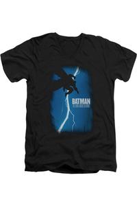 Футболка Batman Dkr Cover с коротким рукавом и V-образным вырезом для взрослых из хлопка премиум-класса Gildan, черный