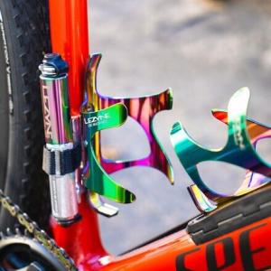 Насос Pocket Drive Pro Lezyne, цвет Neo Metallic/Silver