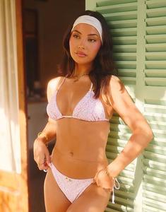 Эксклюзивный треугольный бикини-топ Frolic Lydia Kara с декоративными швами в летнем меланжевом стиле The Frolic