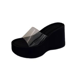 Резиновые тапочки-слайды женские WOXXXN, Black