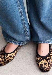 Балетки WIDE FIT LEOPARD PRINT New Look Wide Fit, цвет Stone