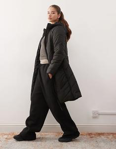 Утепленная куртка Regatta Anita черного цвета