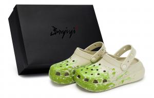 Crocs Crush Clog 811 Manufacturing, педальные сабо унисекс, цвет "костяной белый с голубым"