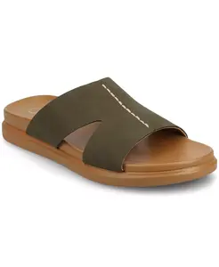 Женские сандалии Misey на плоской подошве с анатомической стелькой Journee Collection, зеленый