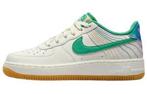 Кроссовки Nike Air Force 1 Low LV8 3 Heel Stitch Sail Stadium Green GS