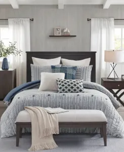 Комплект постельного белья Essence Clipped Jacquard, 10 предметов, размер King Madison Park Signature, синий