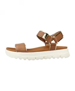 Стильные женские босоножки на плоской подошве. Geox, коричневый