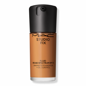 Тональный крем Studio Fix Fluid SPF15 с матирующим эффектом и контролем жирности кожи на 24 часа. MAC, C8 (deep olive with golden undertone for medium to dark skin)