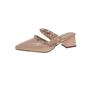 WUJI Женские тапочки с закрытым носком на резиновой подошве с противоскользящим покрытием и устойчивостью к истиранию в цвете нюд, цвет Nude