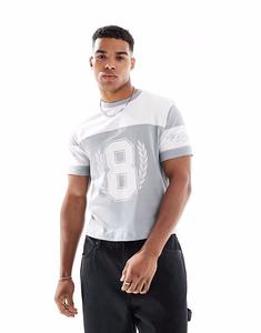 Укороченная футболка стандартного кроя со спортивной графикой и вставками серого цвета Asos Design